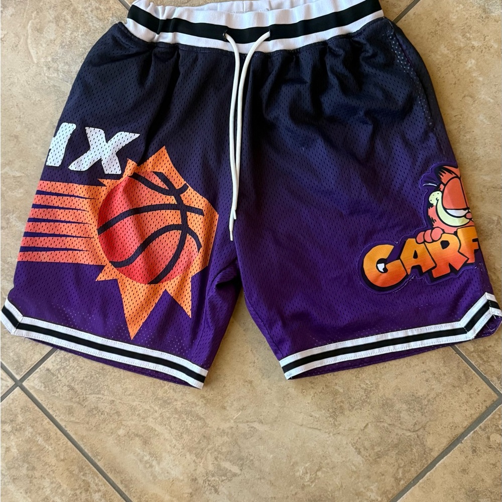 Headgear Classics Garfield Phoenix Suns men’s shorts